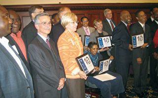 費城市長褒獎2010年人口普查協助單位