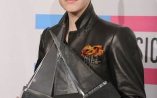 2010全美音樂獎  小賈斯汀成大贏家