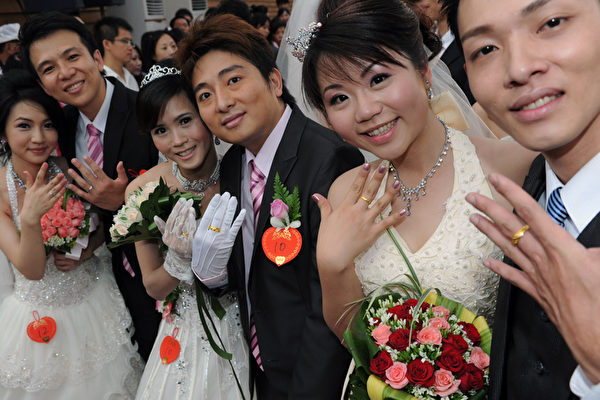 台湾9 9结婚潮6千余对新人创纪录 大纪元