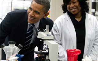 奥巴马访问北卡 侧重教育与经济