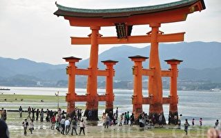 日本明年10月起向访严岛神社游客征访问税