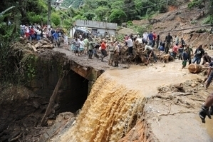 巴西洪災超過500人死亡