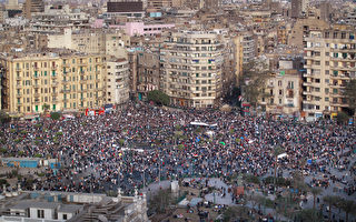埃及军方：不对人民动武  周二百万上街