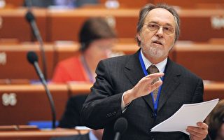 欧议会高票通过调查“科索沃人体器官贩卖案”决议