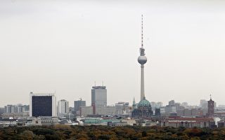 柏林工業前景慘淡 旅遊保健業風頭正健