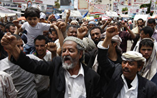 也门总统府遭炮击 总统及官员受伤