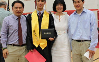 毕业第一名 陈雨田:双亲不是“虎妈”