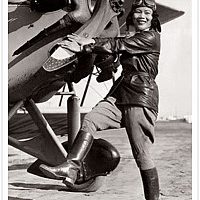 飛行史上首位華裔女飛行家張瑞芬