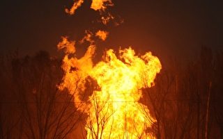 濟南天然氣管道爆炸起火 現場地面燒焦