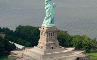 紐約自由女神  將關閉1年