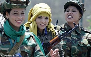 卡扎菲女兵被迫枪杀11名反对派