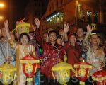 马来西亚官民提灯游行庆中秋