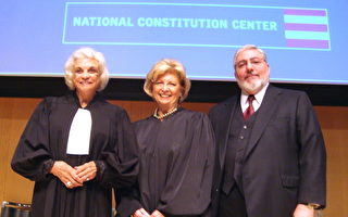 美最高法院首位女法官宪法日吁立国之本