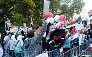 組圖：「英國聲援敘利亞」　抗議獨裁屠殺民眾