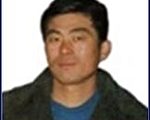 黑龙江伊春市法轮功学员秦月明，今年2月26日，在佳木斯监狱遭受“严管队”残酷折磨六天后，遍体鳞伤，年仅47岁的他含冤离世。（知情人提供）