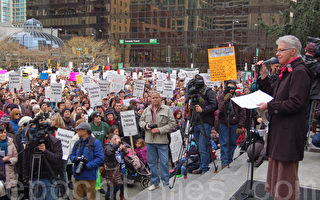 近千教師集會抗議22號法案