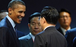 奥巴马问胡“家里还好吧” 中国民众沸腾联想