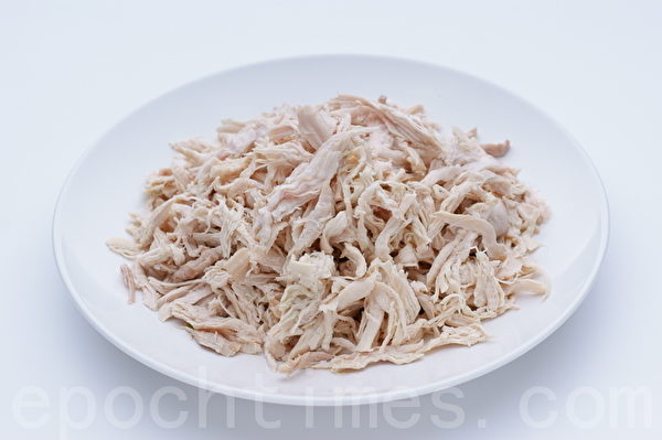 鸡胸肉(摄影: 江柏逸 / 大纪元) 鸡胸肉(摄影: 江柏逸 / 大纪元)