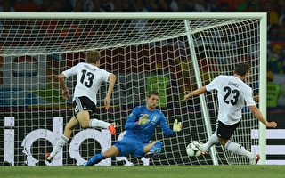 2012欧洲杯：荷兰1：2德国