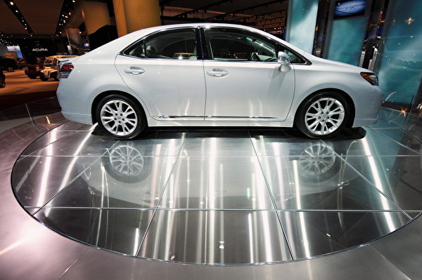 Lexus HS 250h(STAN HONDA / AFP) Lexus HS 250h(STAN HONDA / AFP)
