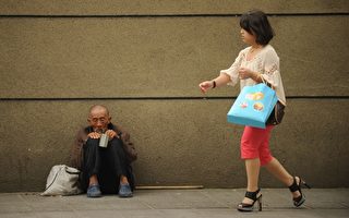 VOA：贫富不均威胁中国发展
