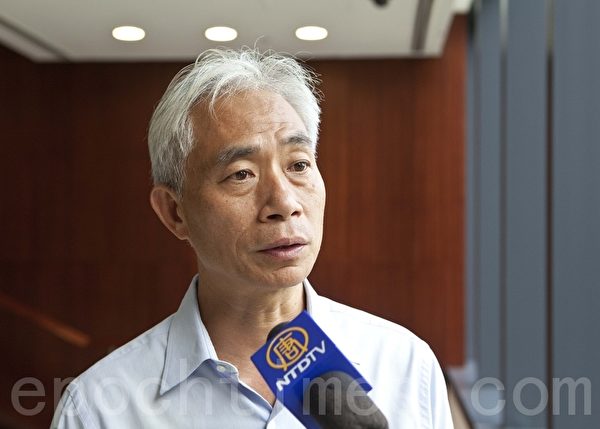 立法會議員梁耀忠呼籲國際社會施壓,讓真相大白於天下(攝影:余鋼/大紀元) 立法會議員梁耀忠呼籲國際社會施壓,讓真相大白於天下(攝影:余鋼/大紀元)