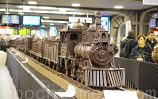 世界最长巧克力火车“开”到比利时
