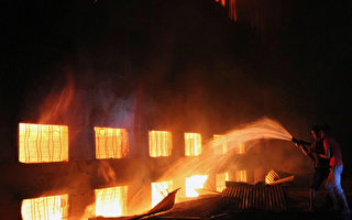 孟加拉成衣厂大火 9死逾百伤