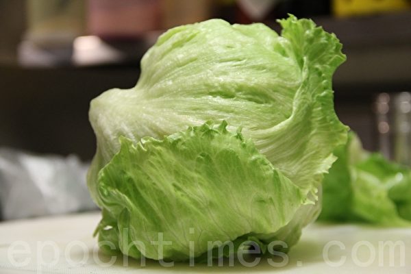 美生菜iced berg(摄影:ALEX/大纪元) 美生菜iced berg(摄影:ALEX/大纪元)
