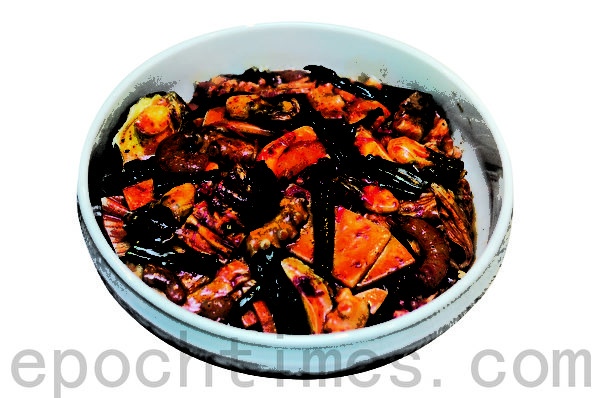 什锦海鲜泡菜(摄影:李裕贞/大纪元) 什锦海鲜泡菜(摄影:李裕贞/大纪元)