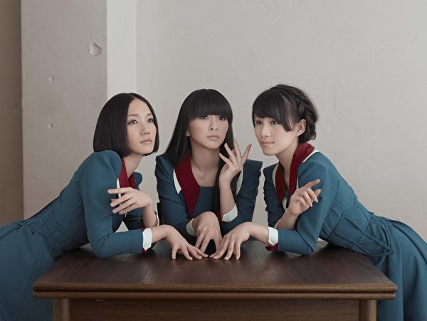 人氣電音女團Perfume。(圖/環球國際唱片提供) 人氣電音女團Perfume。(圖/環球國際唱片提供)