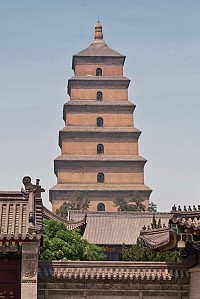 大唐盛世是古代中國的黃金時期。長安城內的大雁塔藏有玄奘從天竺萬里取來的貝葉經、佛像,俯視著腳下穿流而過的行人、貴族的馬車、騎馬的唐人。(Fotolia) 大唐盛世是古代中國的黃金時期。長安城內的大雁塔藏有玄奘從天竺萬里取來的貝葉經、佛像,俯視著腳下穿流而過的行人、貴族的馬車、騎馬的唐人。(Fotolia)