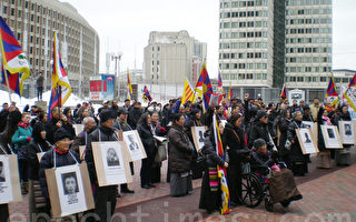 波士顿400人纪念西藏抗暴日