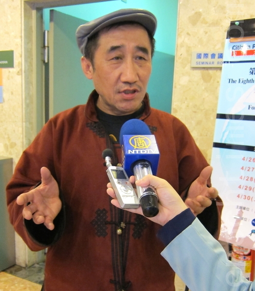 内蒙古人民党主席席海明。(摄影:钟元/大纪元) 内蒙古人民党主席席海明。(摄影:钟元/大纪元)