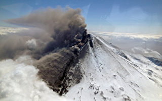 阿拉斯加火山 打乱地方航班