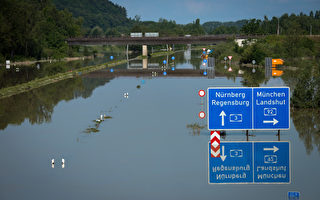 德国罕见大水蔓延 比世纪洪水还厉害