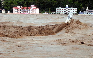 印度洪峰至德里 水位恐破35年新高