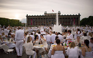 巴黎「白色晚宴」在德國漢堡生根