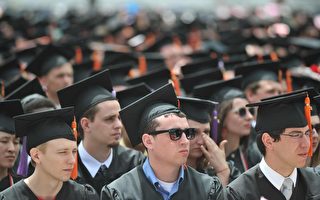 美國聯邦嚴審學貸資格 大學生入學受影響