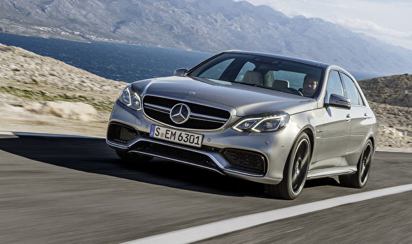 The_new_E-Class_外观焕然一新,安全科技及节能表现更进化。(图:台湾宾士提供) The_new_E-Class_外观焕然一新,安全科技及节能表现更进化。(图:台湾宾士提供)