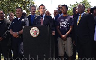 齊默曼抗議變「暴」 洛杉磯警方嚴陣以待