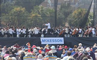 圖片新聞：舊金山交響樂團音樂會吸引上千人