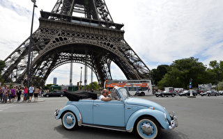 組圖：法國第六屆巴黎老爺車夏日穿行之旅