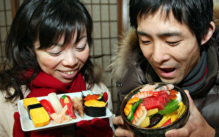日本3D食品模型逼真 幫了遊客大忙