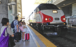 加州火车撞死人 乘客埋怨应对不周