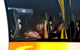 組圖：兩萬跨境童香港上學 過關苦樂