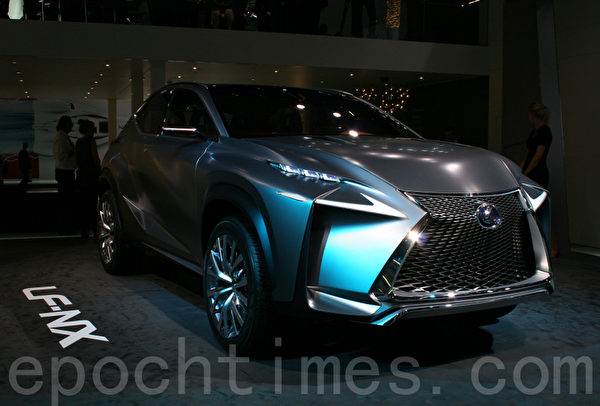 日本凌志的豪华运动型多用途概念车LF-NX(摄影:曹工/大纪元) 日本凌志的豪华运动型多用途概念车LF-NX(摄影:曹工/大纪元)
