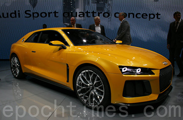 奥迪公司推出的超级轿跑概念车Sport Quattro Concept(摄影:曹工/大纪元) 奥迪公司推出的超级轿跑概念车Sport Quattro Concept(摄影:曹工/大纪元)