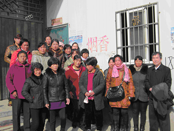 與在寧陵婦幼保健院分娩輸血感染愛滋病毒的患者會面 (投書人提供) 與在寧陵婦幼保健院分娩輸血感染愛滋病毒的患者會面 (投書人提供)