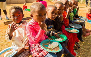 3成兒童等不到一餐    非洲史國待救援